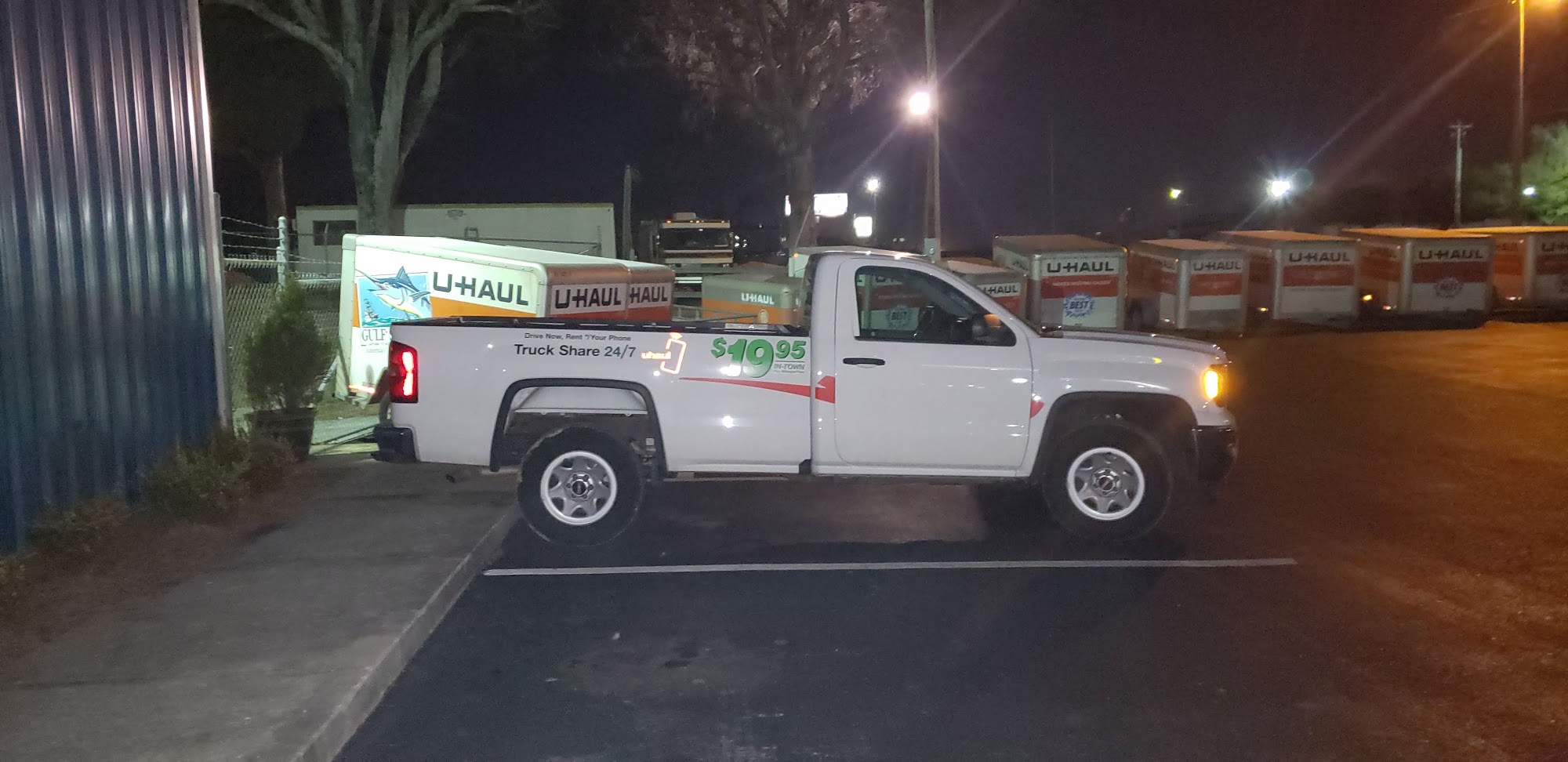 U-Haul Neighborhood Dealer