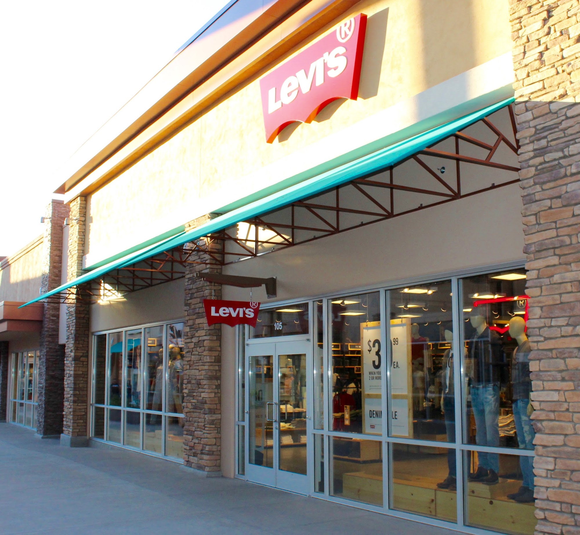 Levi’s Outlet Store