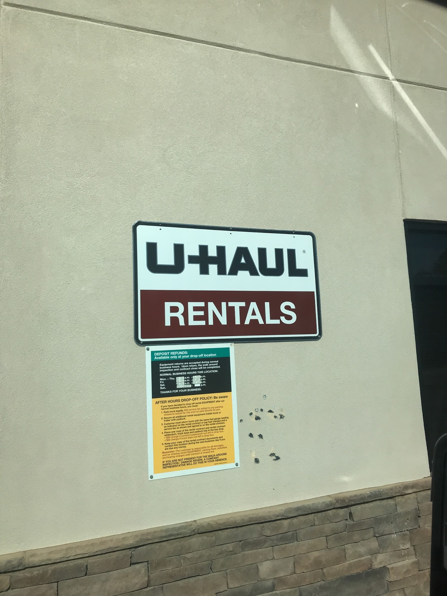 U-Haul Neighborhood Dealer