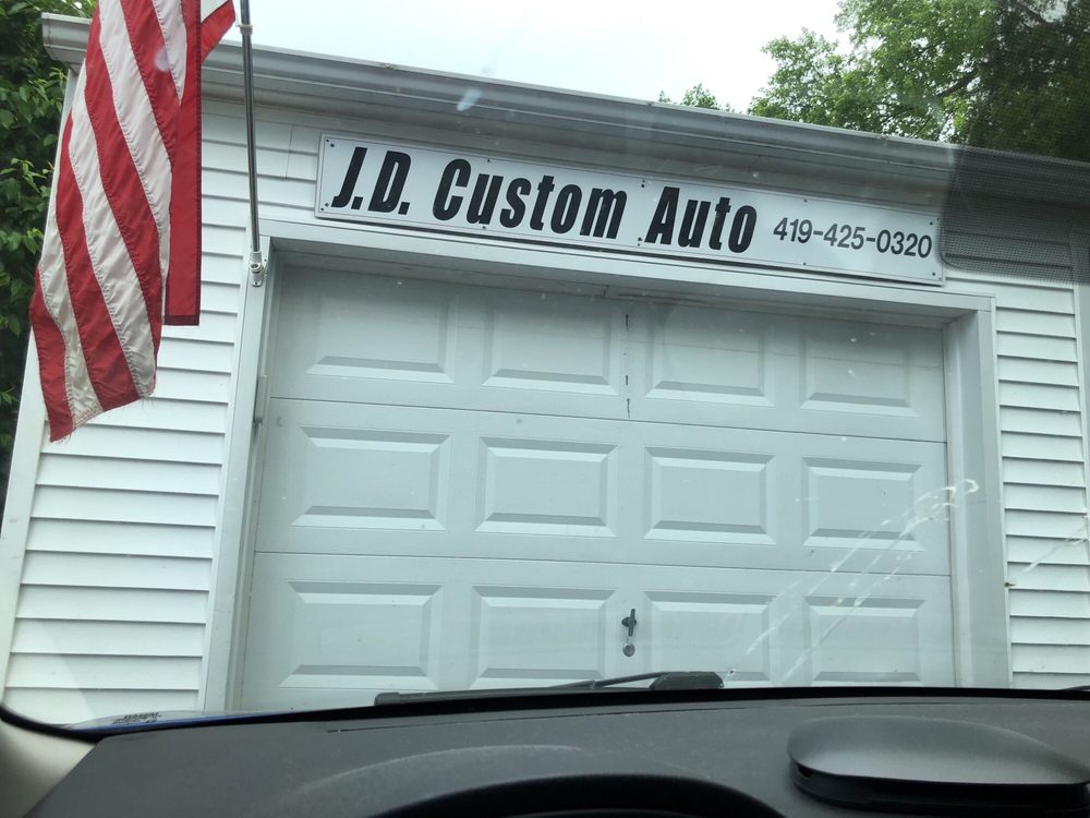 J D's Custom Auto Accessories