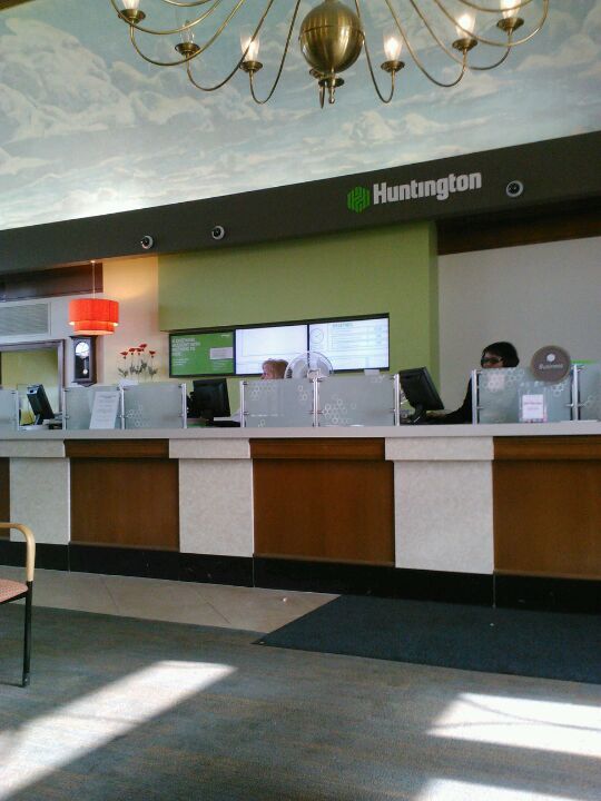 Huntington Bank ATM (Drive-Up)