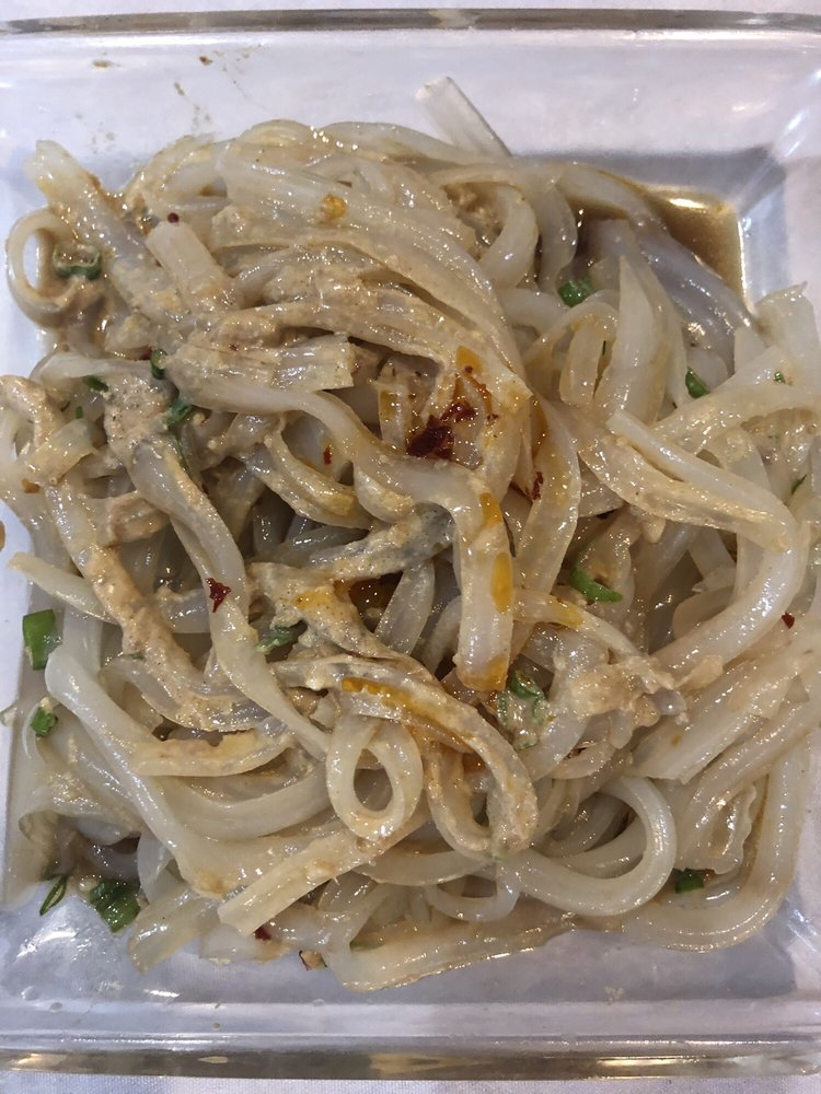 Szechuan Restaurant 320 16 Ave NW, Calgary