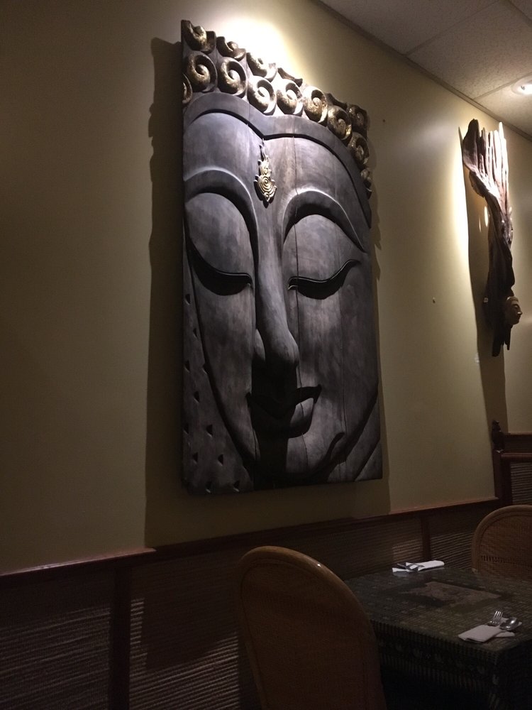 Thai Sa-On Restaurant 351 10 Ave SW, Calgary