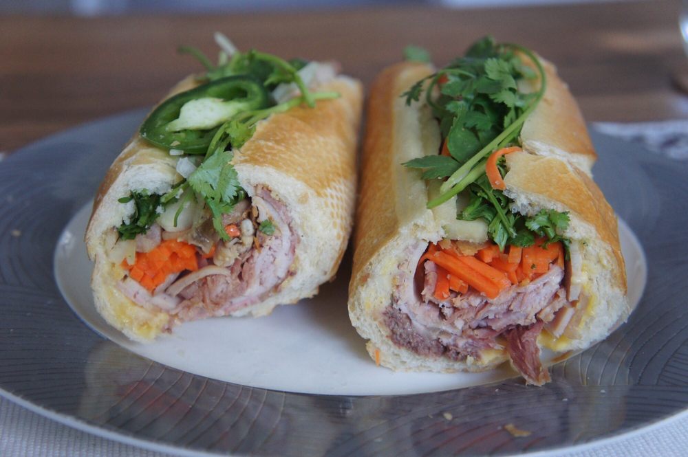 Saigon Deli 4527 8 Ave SE, Calgary