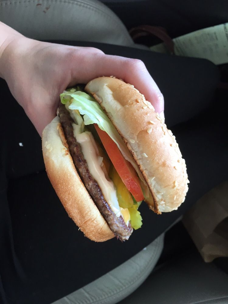 Burger Baron 12425 118 Ave NW, Edmonton