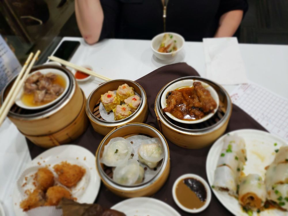 Beijing Beijing Restaurant 3803 Calgary Trail NW, Edmonton
