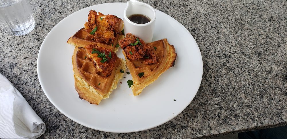 Earls Kitchen + Bar 4250 Calgary Trail NW, Edmonton