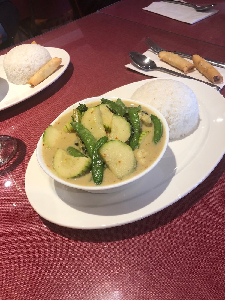 Noi Thai Restaurant 10724 95 St, Edmonton