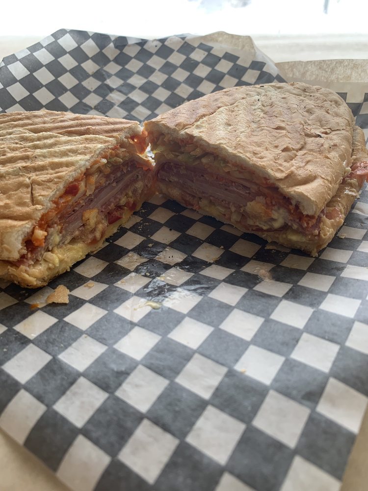 D'Amore Italian Deli 12943 127 St NW, Edmonton