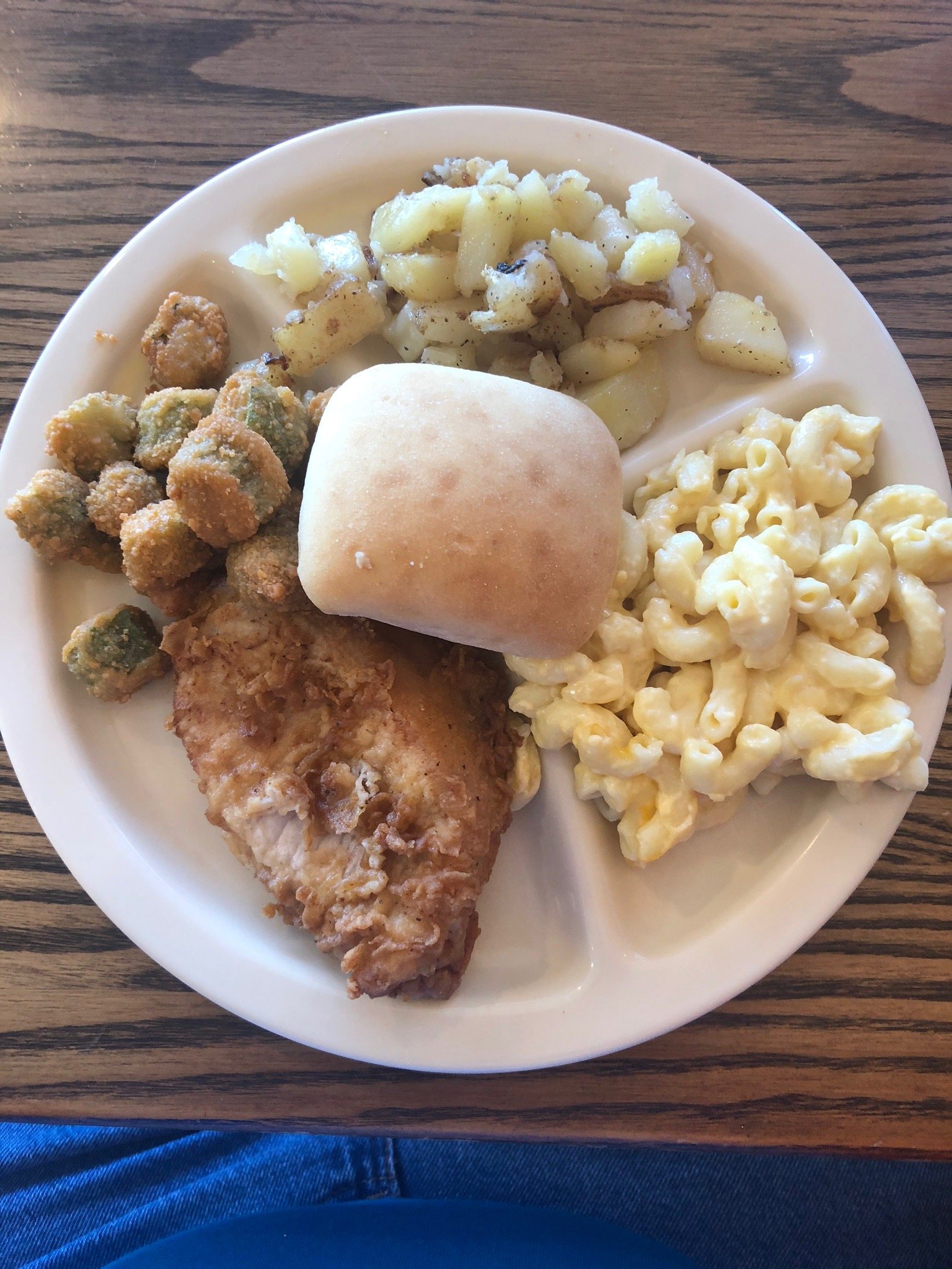 Garrett's Cafe 10701 US-431, Albertville