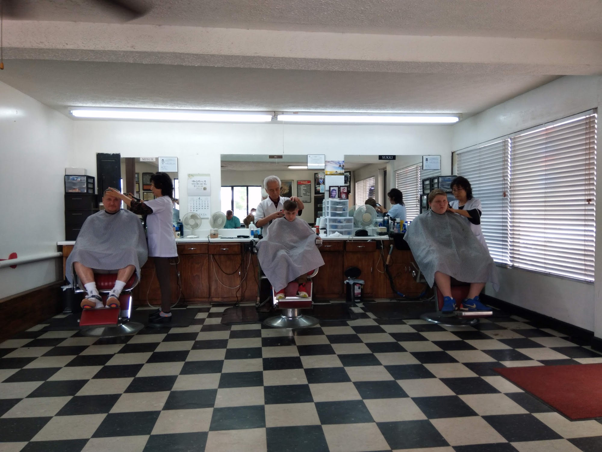 Ji's Barber Shop