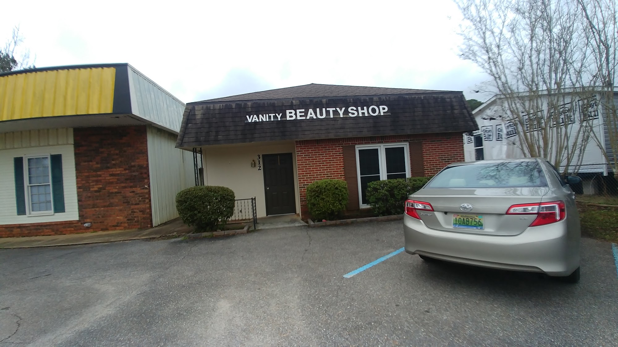 Vanity Beauty Shop