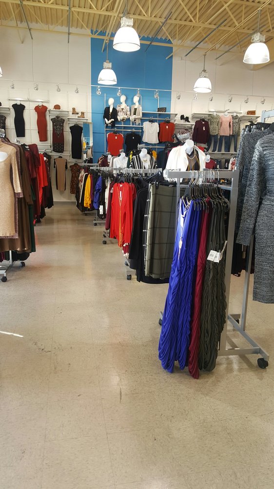 Rainbow Shops 6275 University Dr, Huntsville
