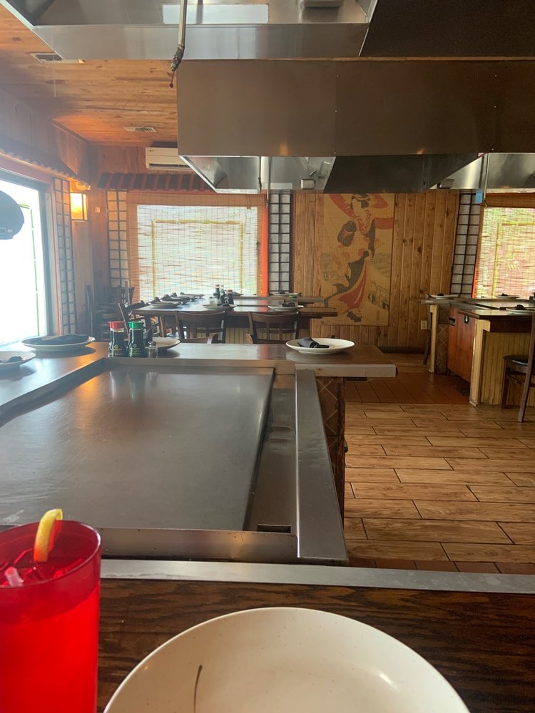 Bamboo Steakhouse & Sushi Bar 650 Cody Rd, Mobile