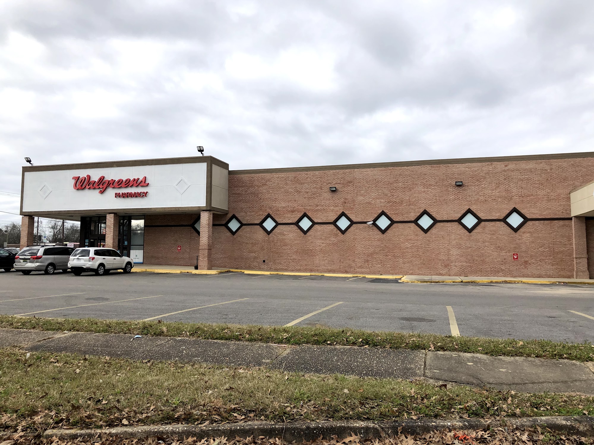 Rite Aid Pharmacy 10 W Fairview Ave, Montgomery
