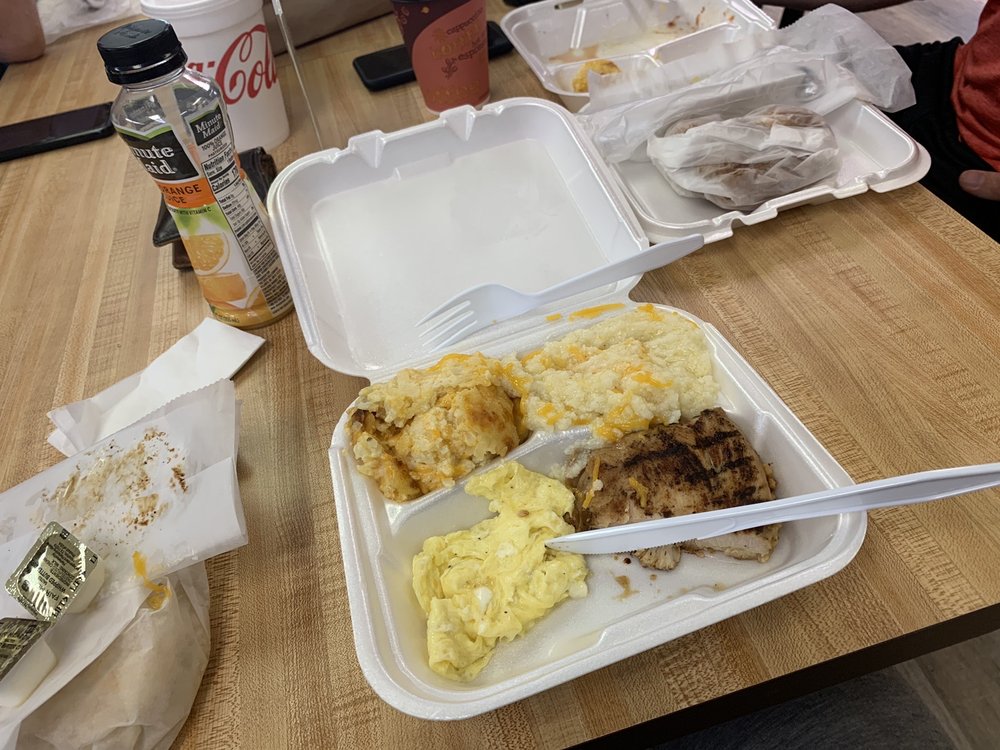 Mama's Sack Lunches 21 S Perry St, Montgomery