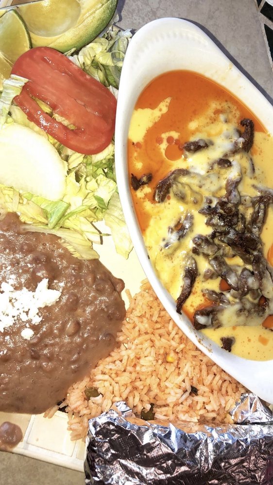 La Coronilla 425 N Eastern Blvd, Montgomery