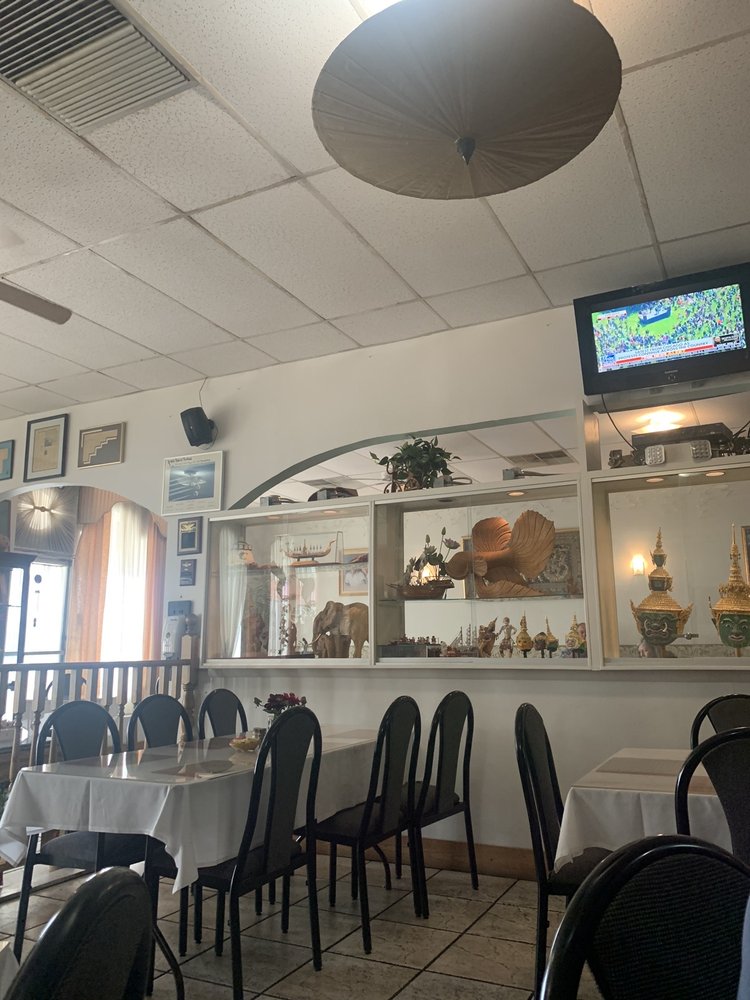 Lek's Taste of Thailand 5421 Atlanta Hwy, Montgomery