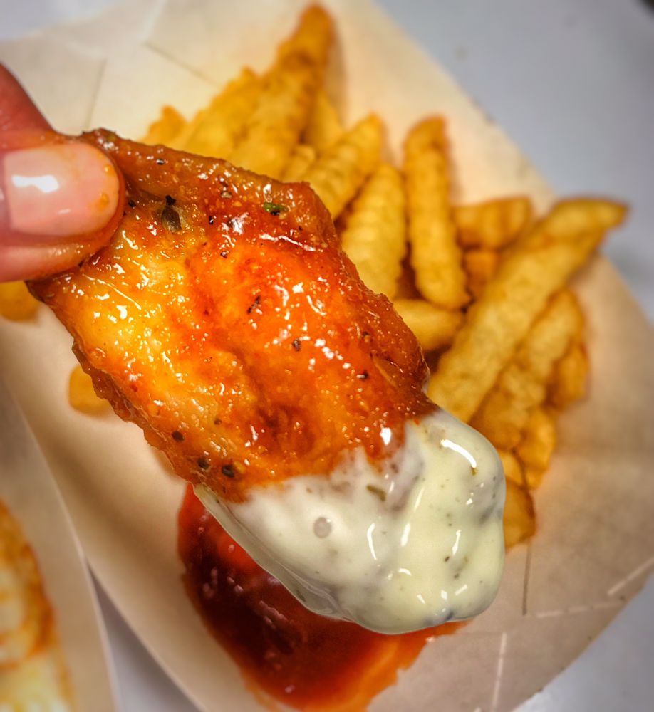 Wow Buffalo Wings 4967 Mobile Hwy, Montgomery