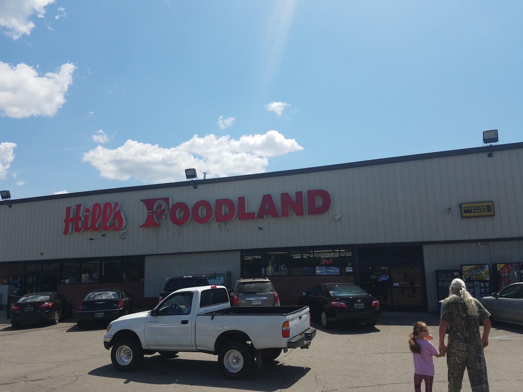 Hill's Foodland