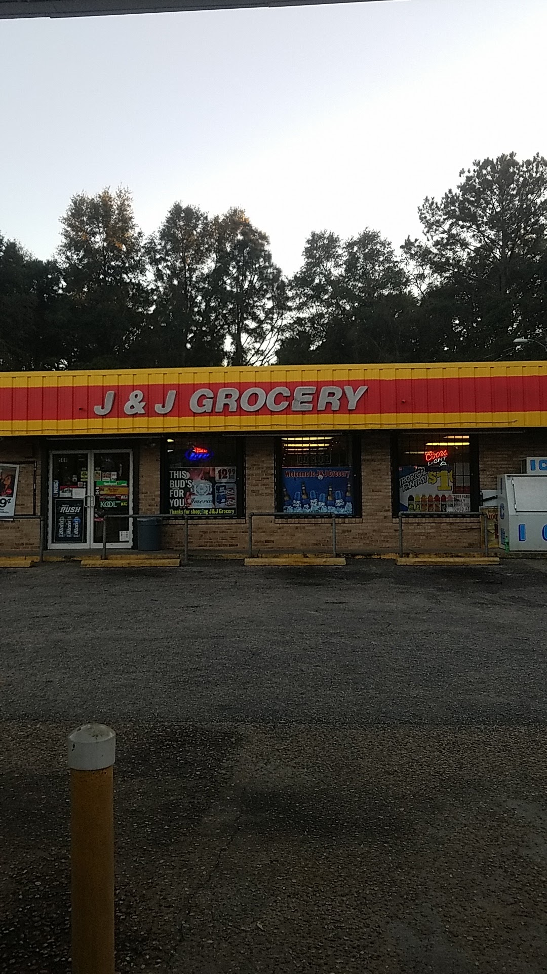 J&J Grocery