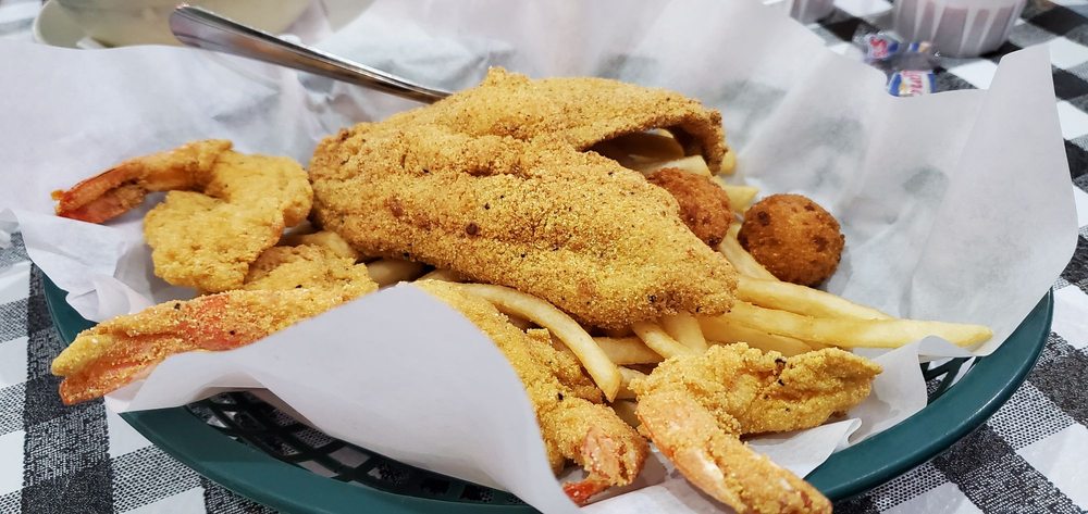 Flying Fish 109A NW 2nd St, Bentonville