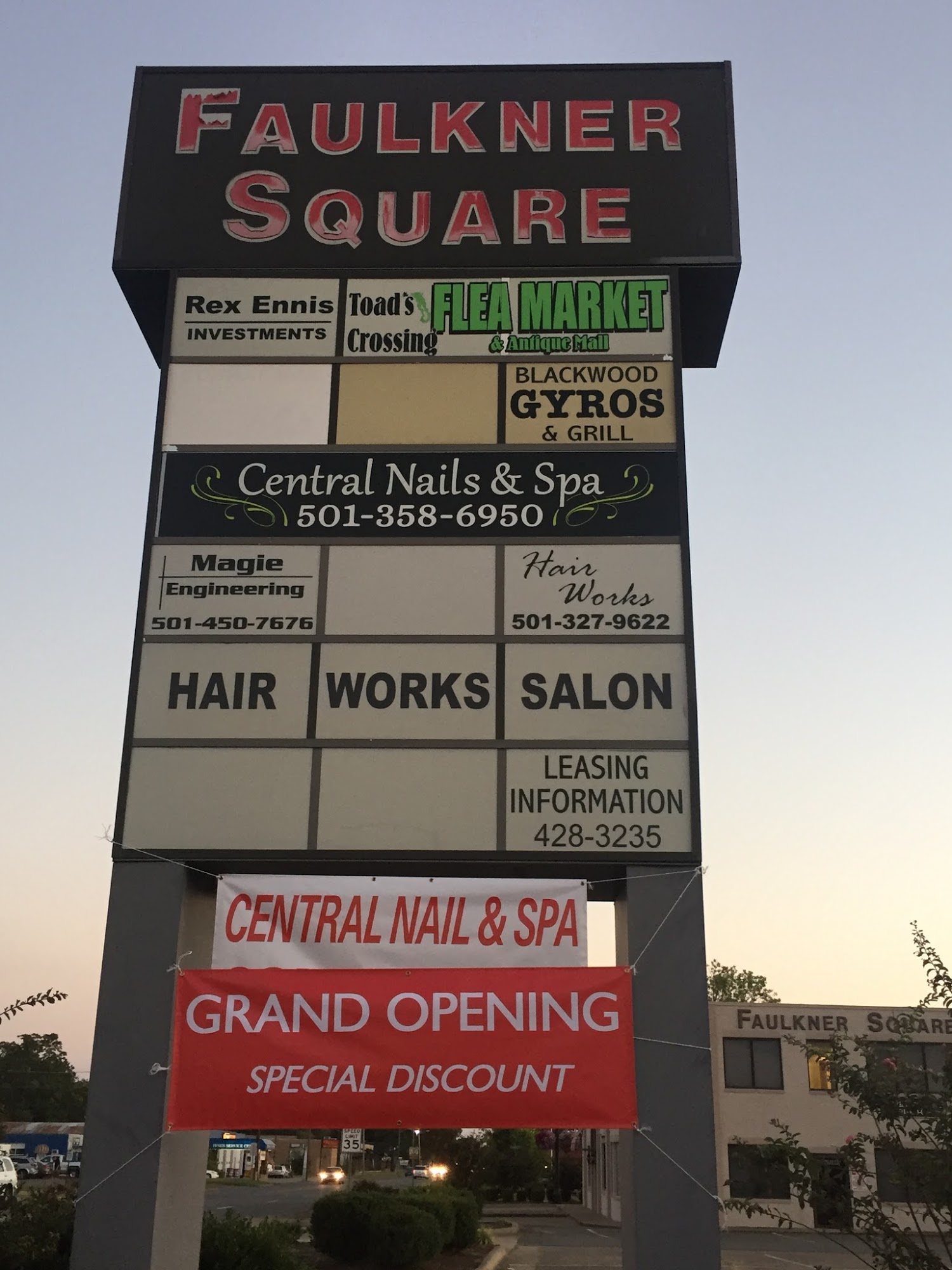 Central Nails & Spa
