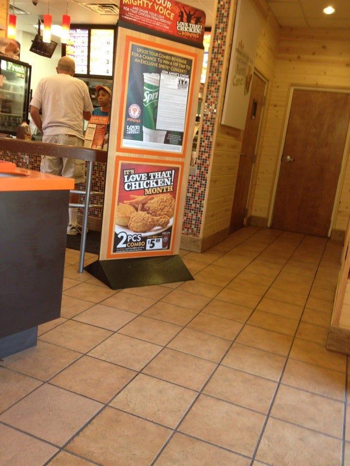 Popeyes Louisiana Kitchen Little Rock