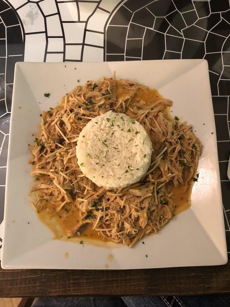 Cafe Bossa Nova 2701 Kavanaugh Blvd #105, Little Rock