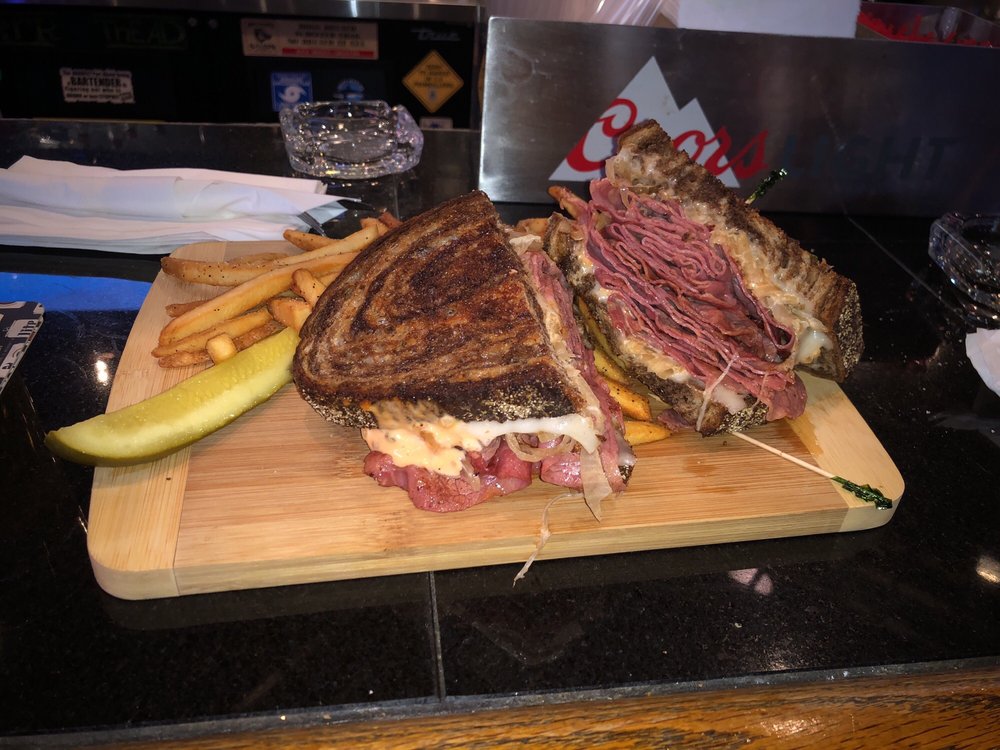 Grumpy's Too Neighborhood Bar & Grill 1801 Green Mountain Dr, Little Rock