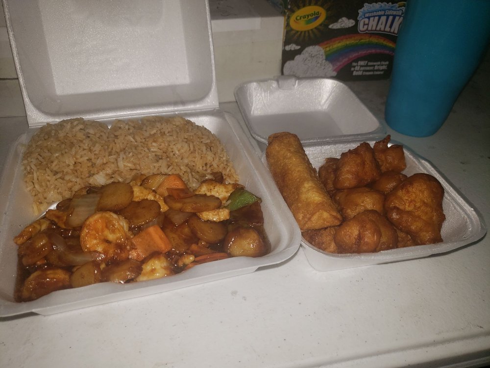 Hunan Palace Express 2906 MacArthur Dr, North Little Rock
