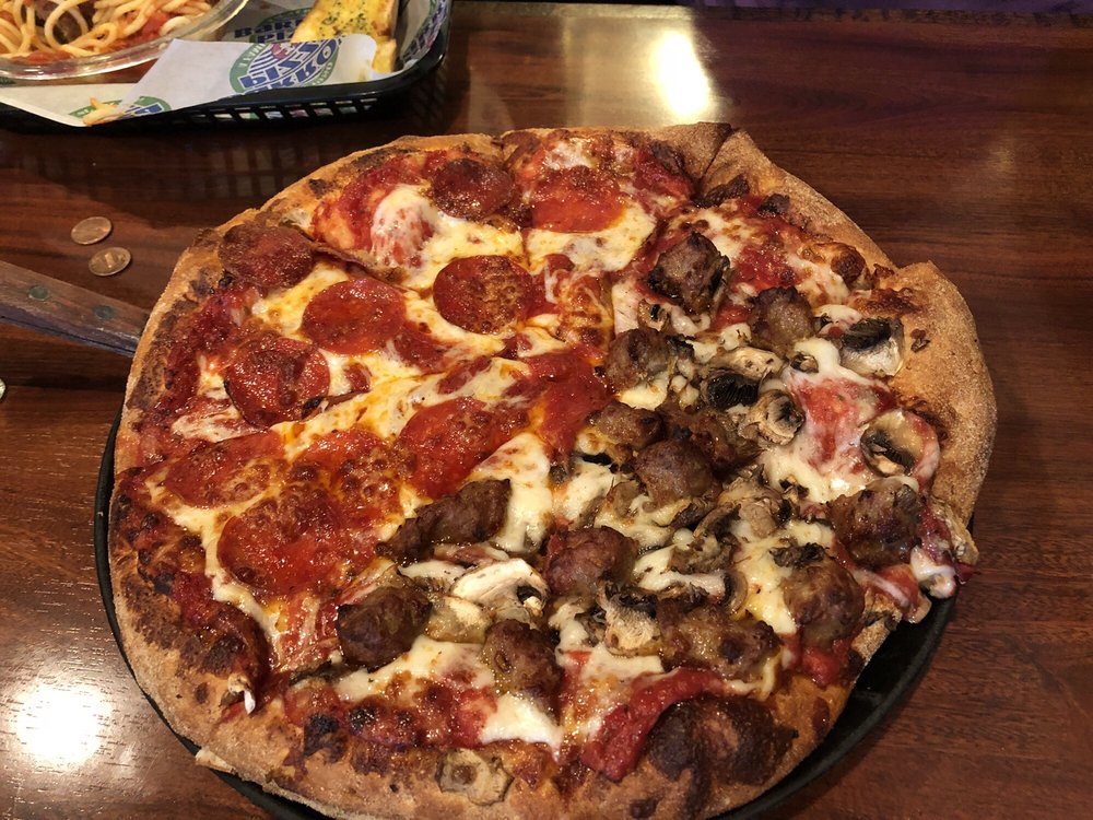 Barro's Pizza 1880 S Alma School Rd, Chandler