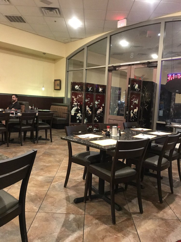 Hong Kong Bistro 4990 S Gilbert Rd #8, Chandler
