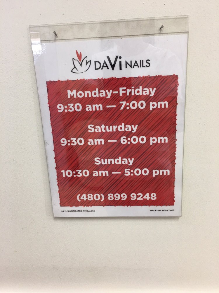 Da-Vi Nails INSIDE SUPERWALMART (Pharmacy 2750 East Germann Road Entrance, Chandler