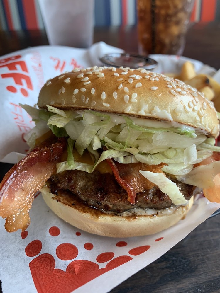 Red Robin Gourmet Burgers and Brews 2235 S Santan Village Pkwy, Gilbert