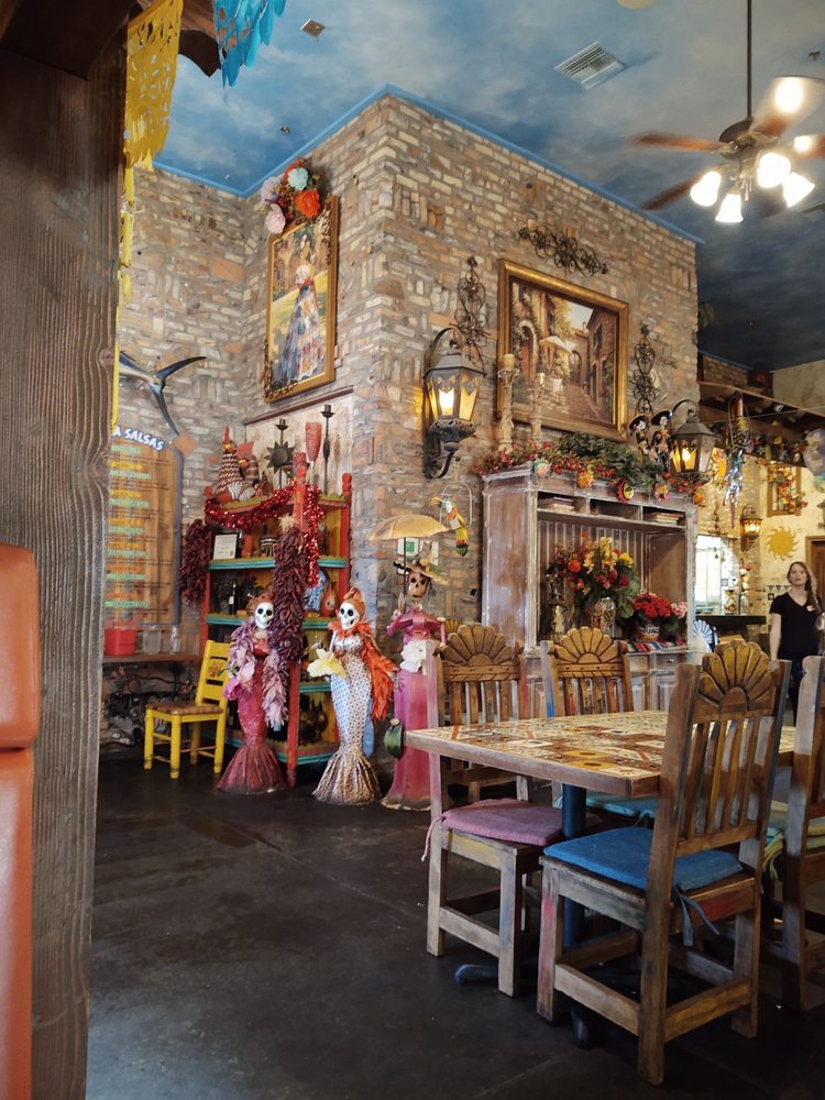Rancho de Tia Rosa 891 N Higley Rd, Gilbert