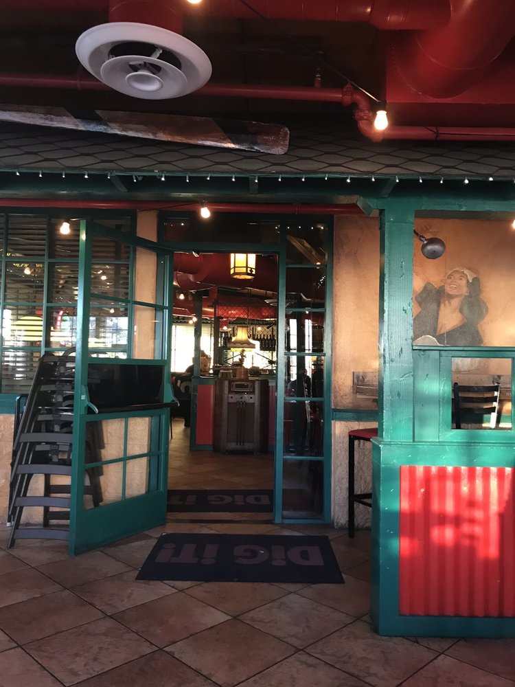 Oregano's (Glendale) 6738 W Bell Rd, Glendale