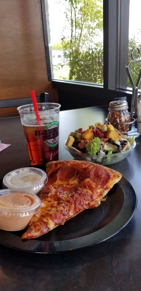 Barro's Pizza 16750 N 51st Ave #1, Glendale
