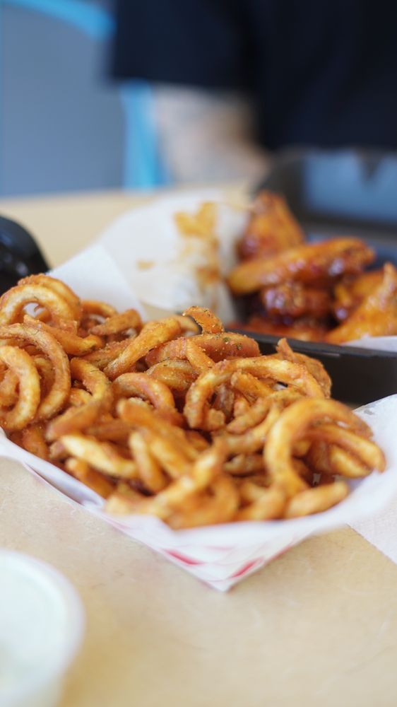 Crazy Mike's Wings 5350 W Bell Rd #130, Glendale