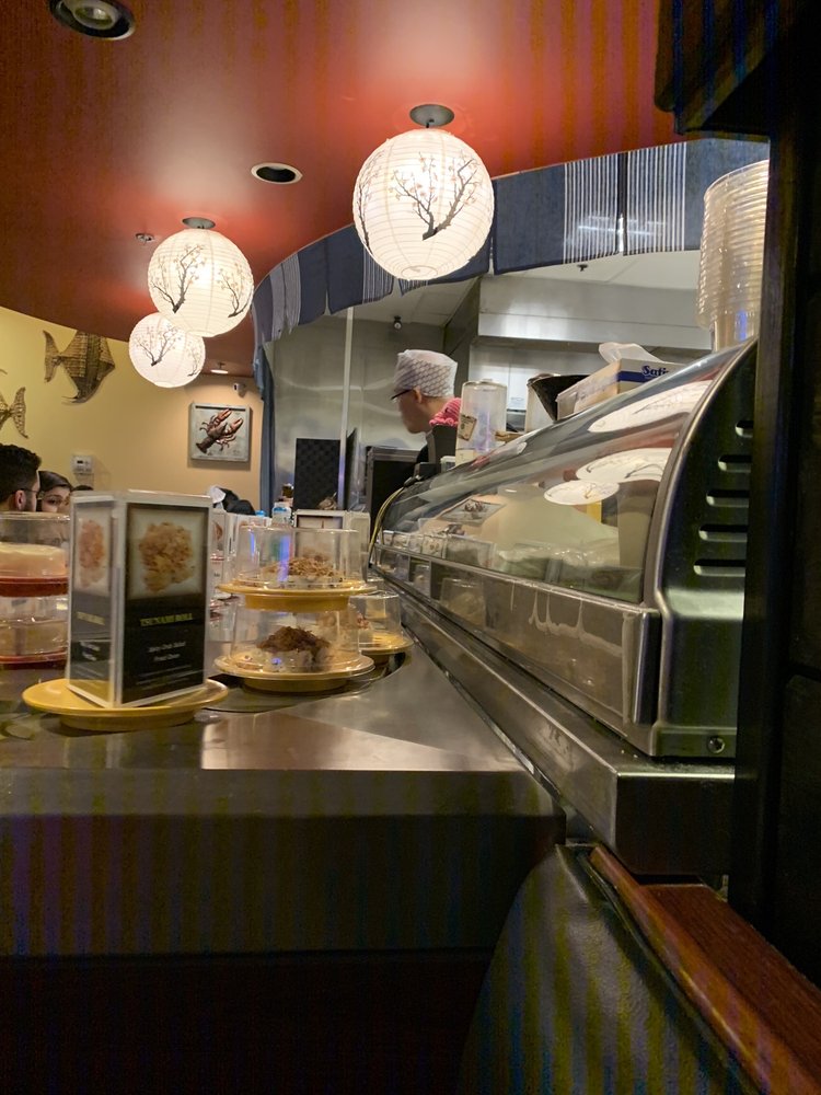 KiKu Revolving Sushi 8190 W Union Hills Dr #155, Glendale