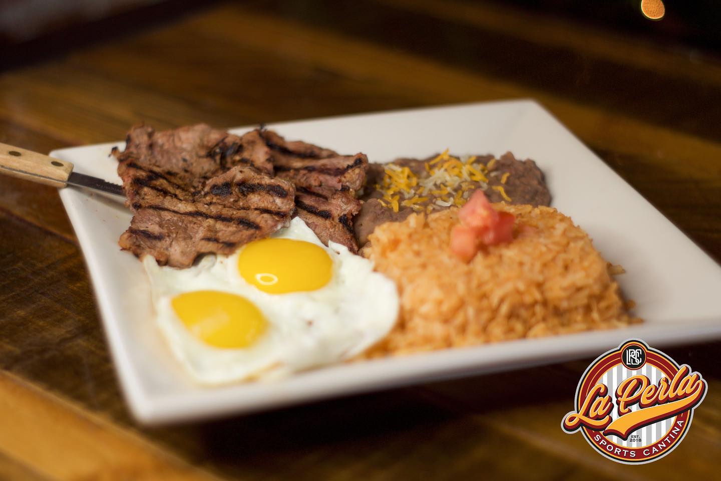 La Perla Sports Cantina 5723 W Glendale Ave, Glendale