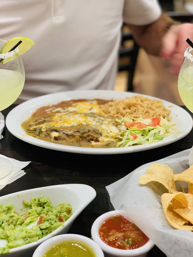 Don Juan's Mexican Grill 7013 N 58th Ave, Glendale