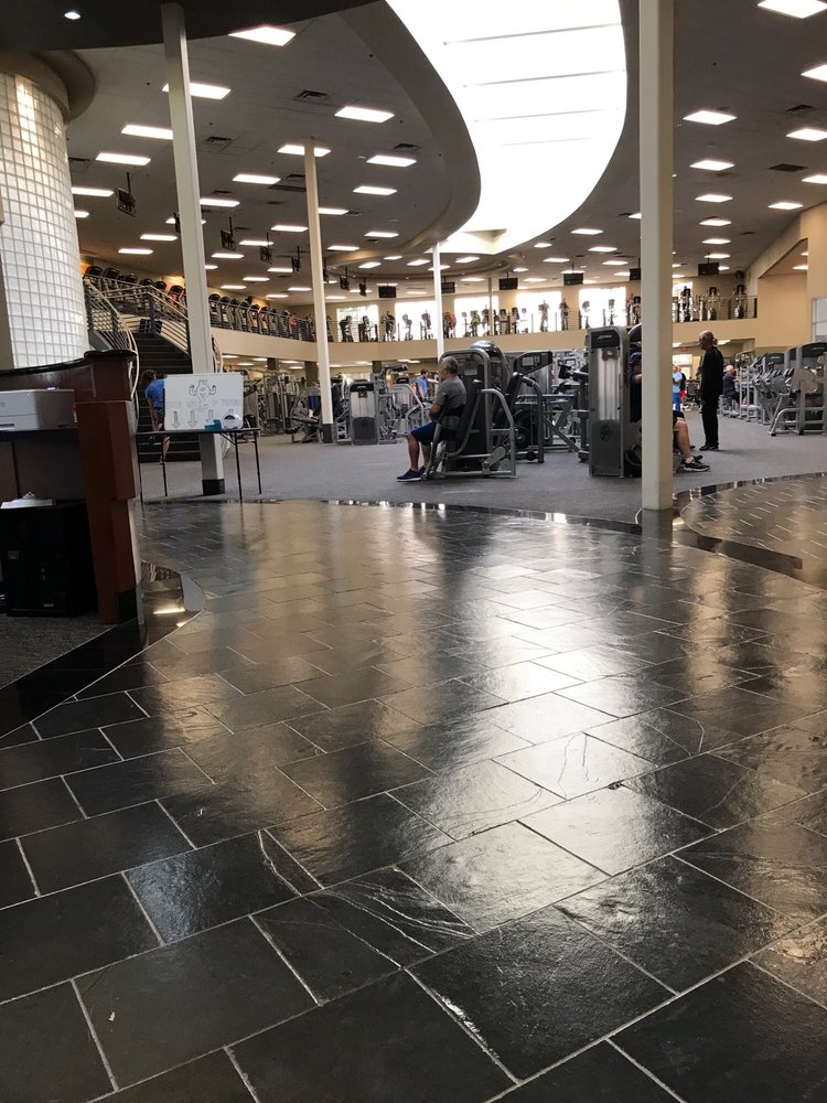 LA Fitness Glendale