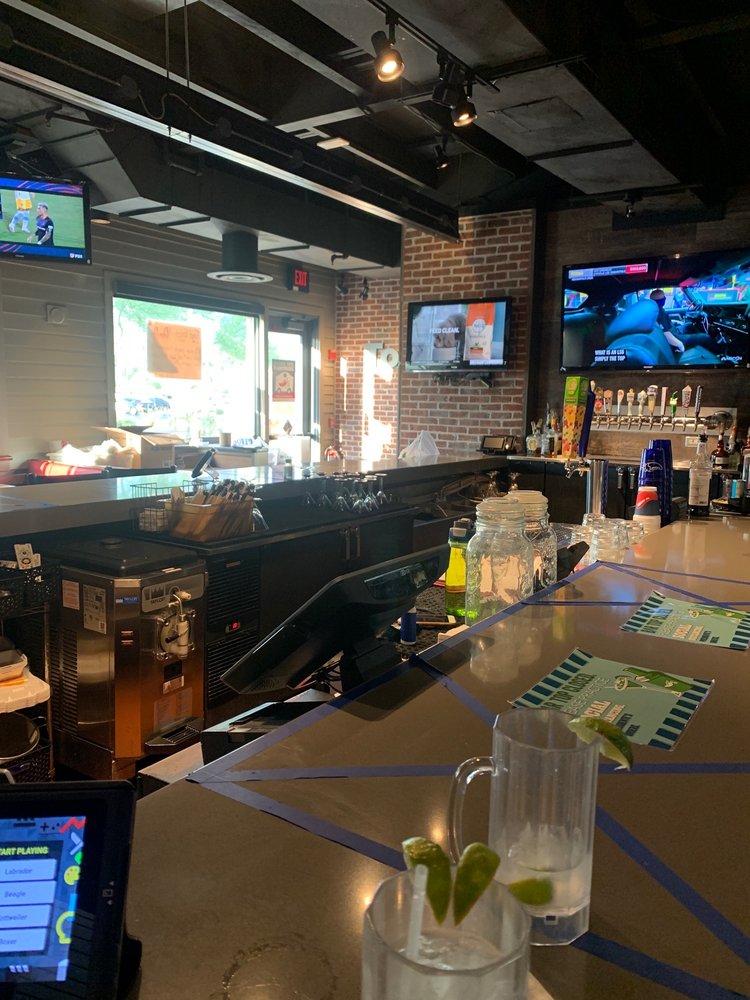 Chili's Grill & Bar 1371 N Litchfield Rd, Goodyear