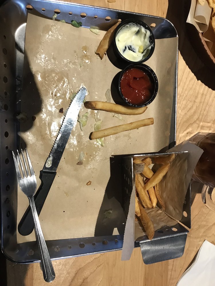 Chili's Grill & Bar 1637 S Stapley Dr, Mesa
