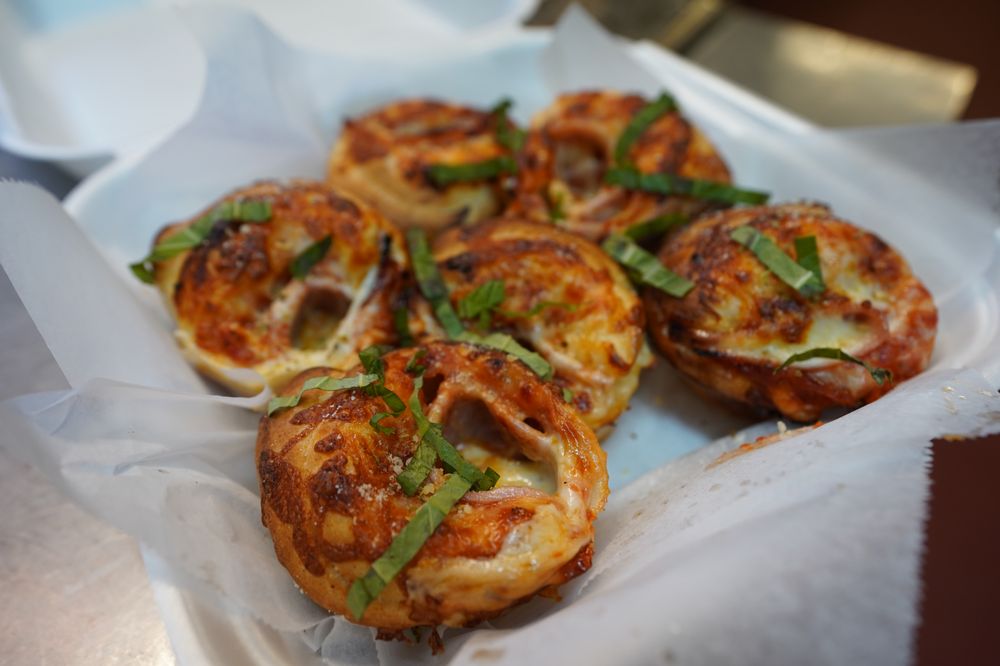 Twisted Pies Pizzeria 3929 E Main St #16, Mesa