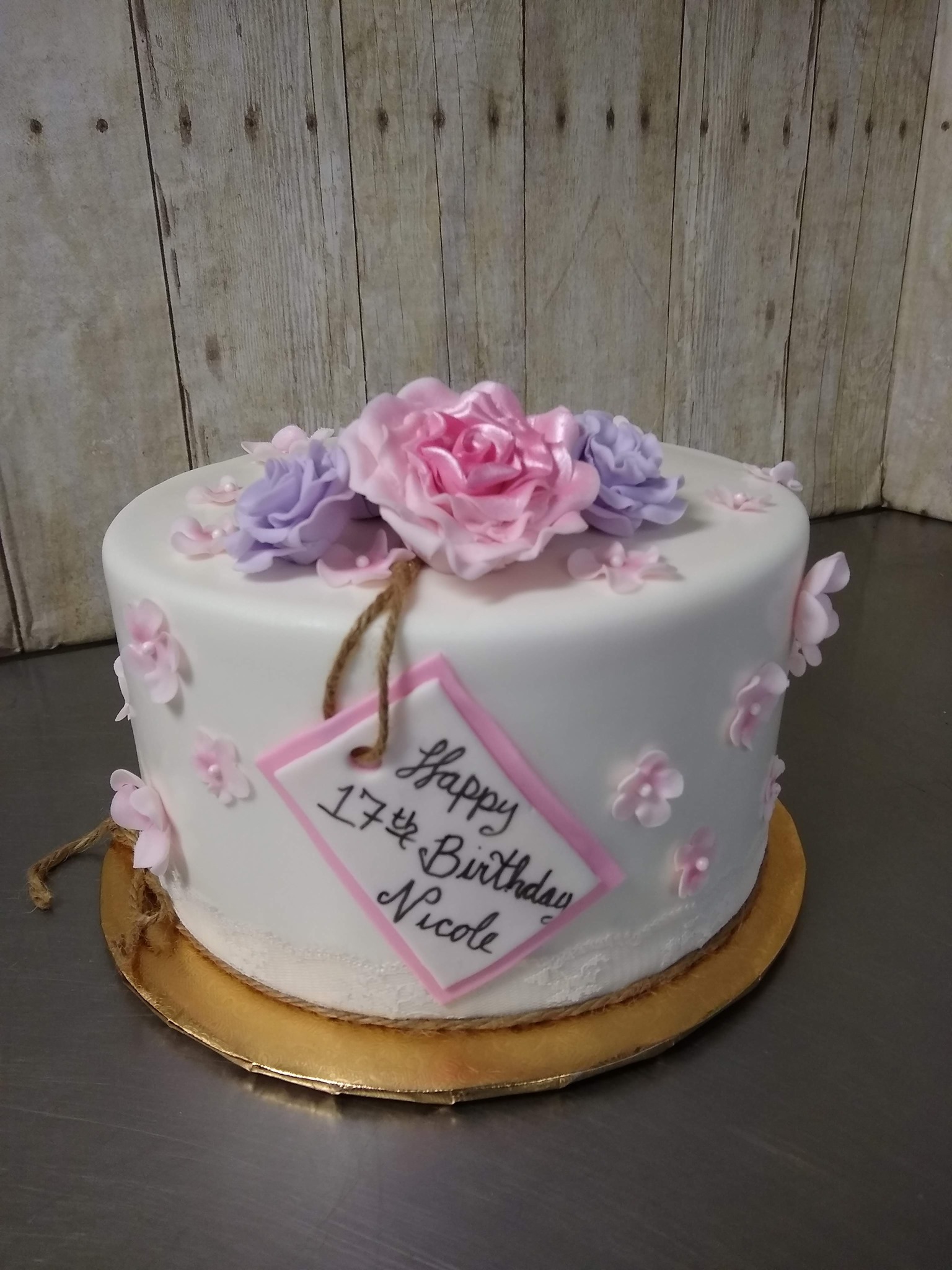 Lesley's Creative Cakes 1235 S Gilbert Rd #26, Mesa