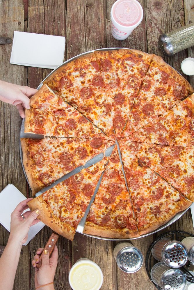 Venezia's New York Style Pizzeria 15620 N Tatum Blvd #100, Phoenix