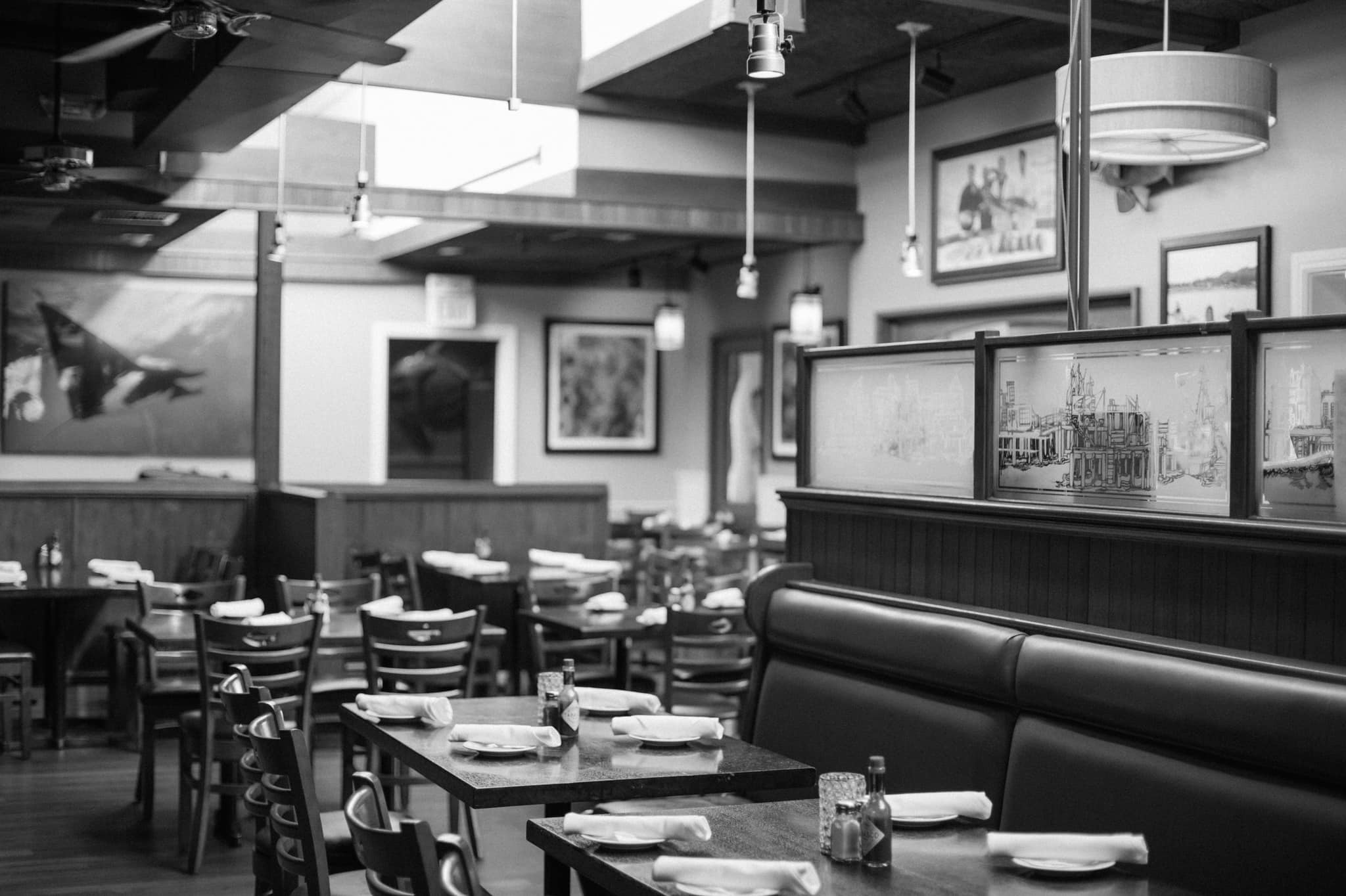 Bluewater Grill 1720 E Camelback Rd, Phoenix
