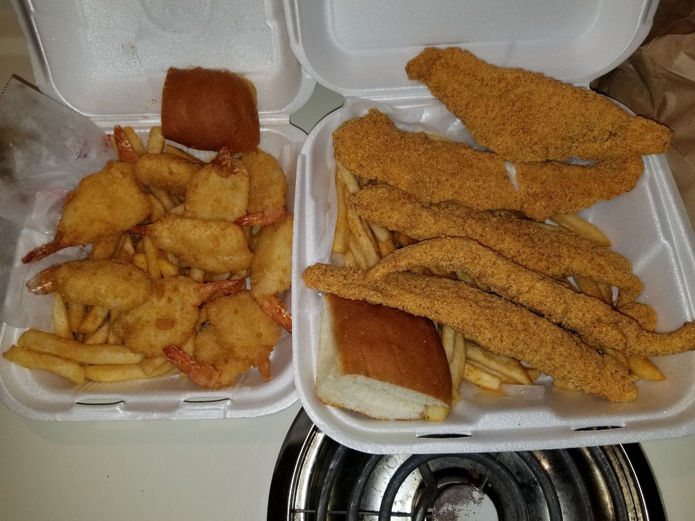 Maryln's Fish & Chips 5436 S Central Ave, Phoenix
